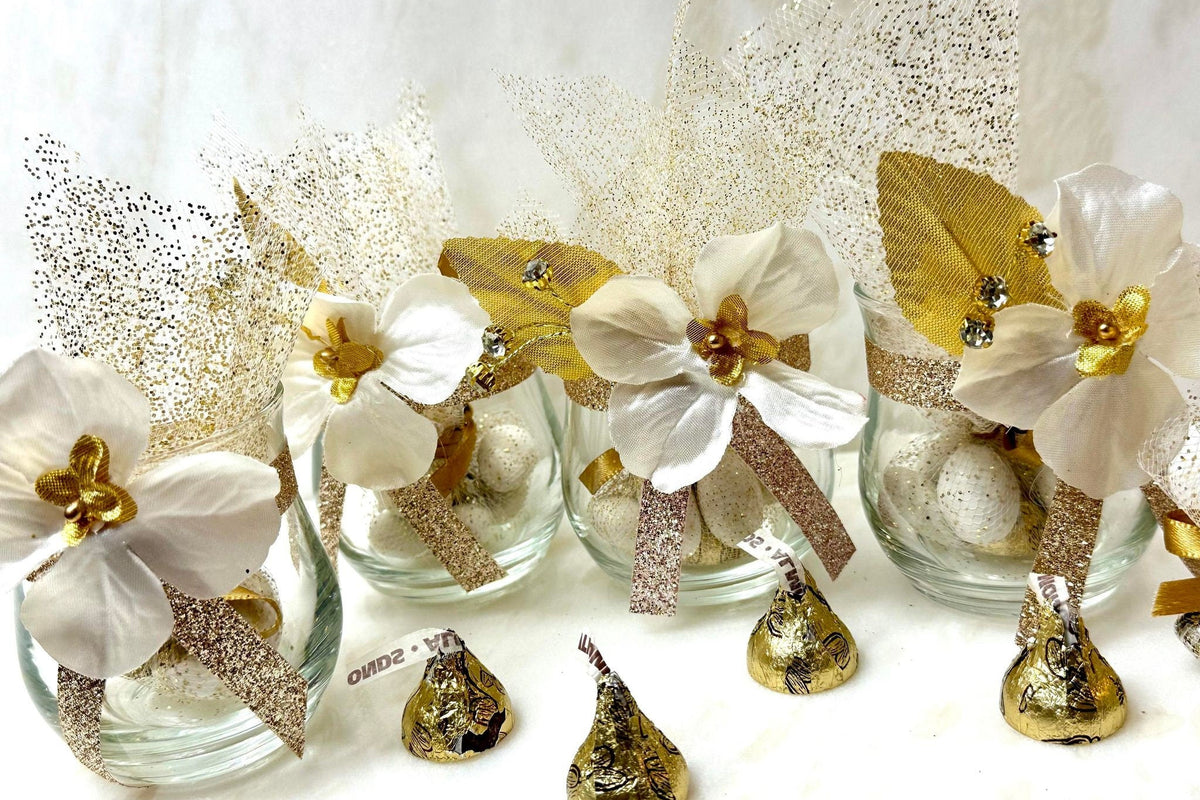 Personalized Pearl & Gold Wedding Favors professional product photo 3